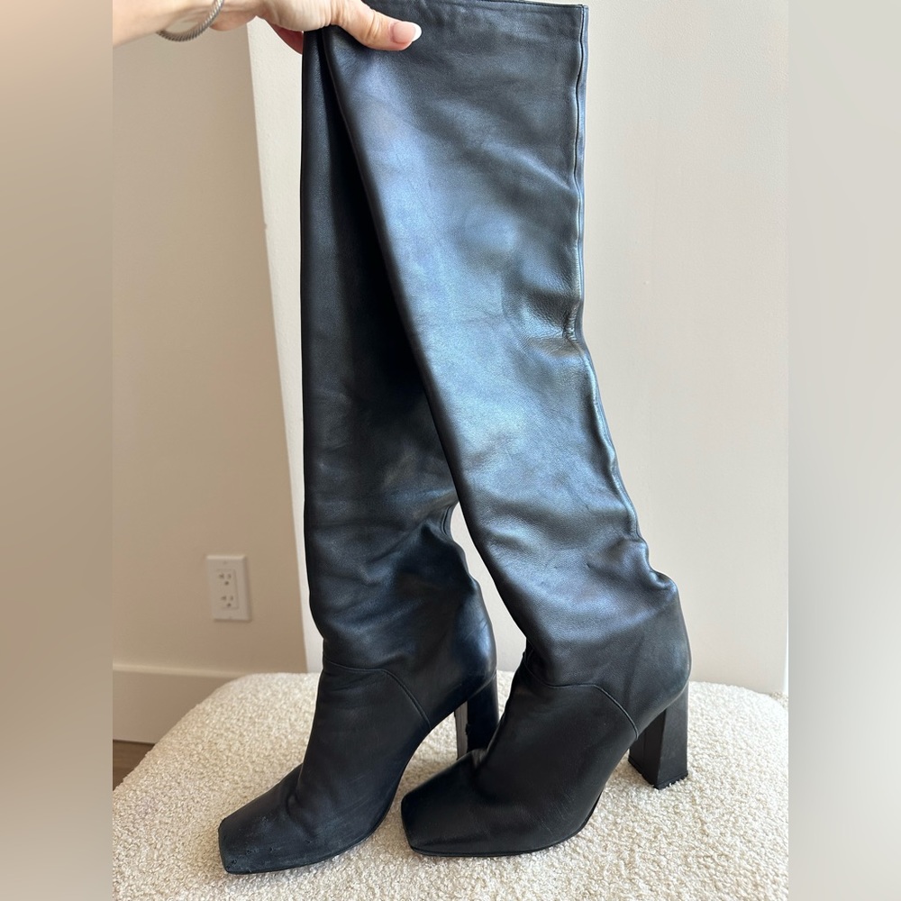 Charles David Genuine Leather High Knee Boots Black